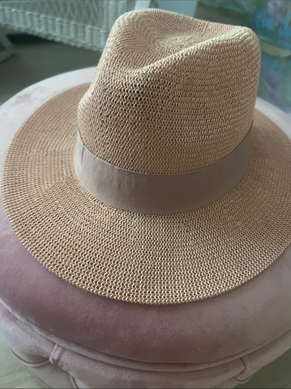 Classic Women's Straw Fedora Hat in Beige
